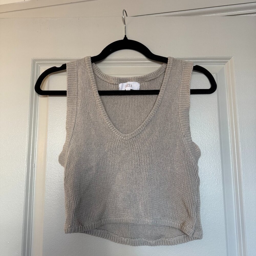 LUCCA Beige Knit V-Neck Sweater Tank Top Size Medium